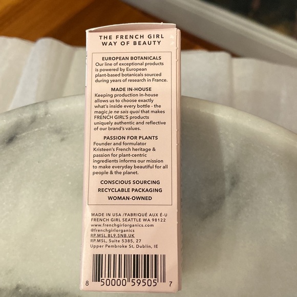 Brand New French Girl La Flore Botanical Serum Active Facial Treatment 1 OZ - Picture 2 of 6